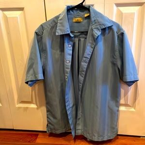 Blue button down for summer. Size M. 100% polyester.
